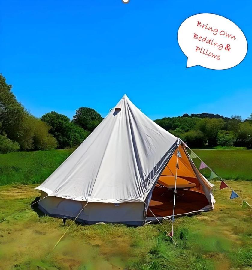 فندق Dorset Glamping Fields Corfe Mullen المظهر الخارجي الصورة